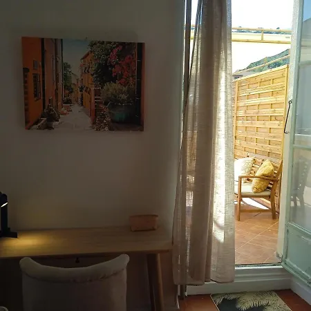 Grande Terrasse Au Calme Apartment *